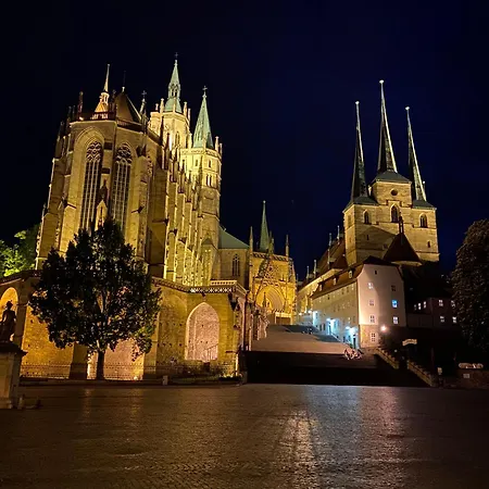 Schildblick Modernes Direkt In Der Altstadt Von Nahe Der Kraemerbruecke - Innenstadtlage Appartement