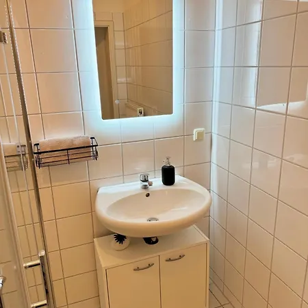 Apartment Schildblick Modernes Direkt In Der Altstadt Von Nahe Der Kraemerbruecke - Innenstadtlage Erfurt