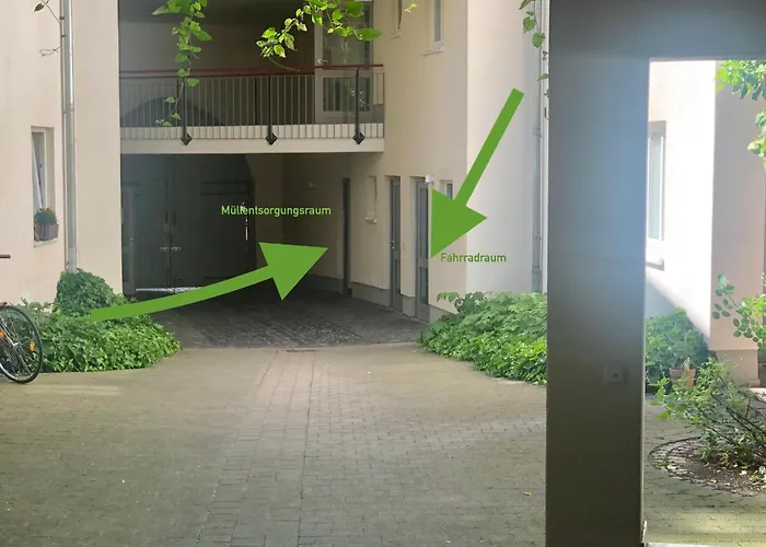 Appartement Schildblick Modernes Direkt In Der Altstadt Von Nahe Der Kraemerbruecke - Innenstadtlage