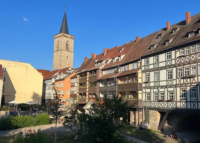 Schildblick Modernes Direkt In Der Altstadt Von Nahe Der Kraemerbruecke - Innenstadtlage