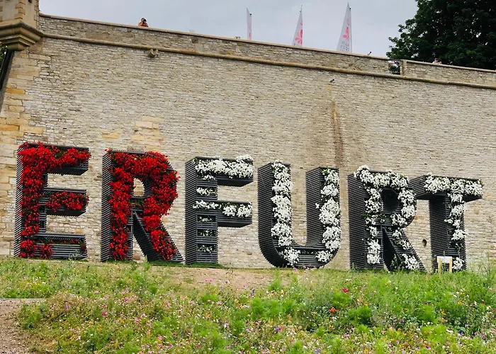 Schildblick Modernes Direkt In Der Altstadt Von Nahe Der Kraemerbruecke - Innenstadtlage Appartement *