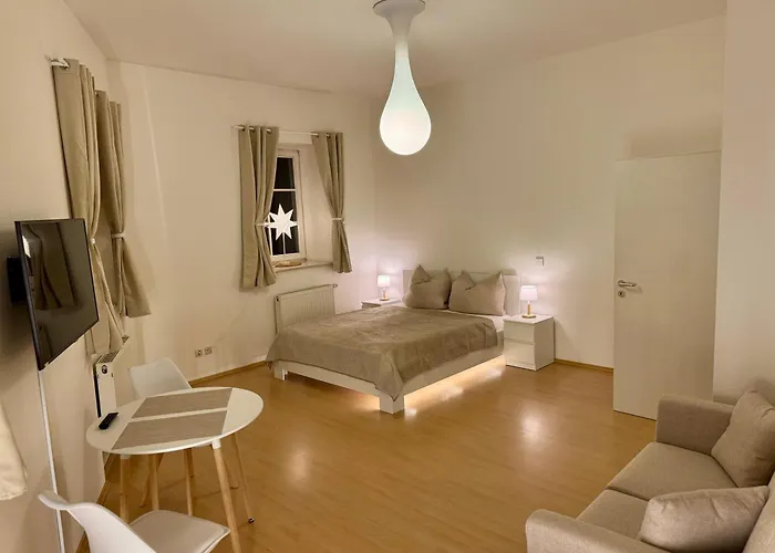 Appartement Schildblick Modernes Direkt In Der Altstadt Von Nahe Der Kraemerbruecke - Innenstadtlage Erfurt